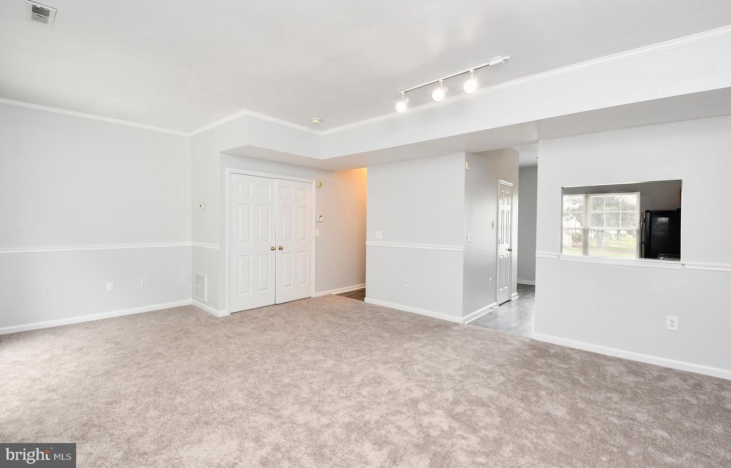 BROOKWOOD - Residential Lease