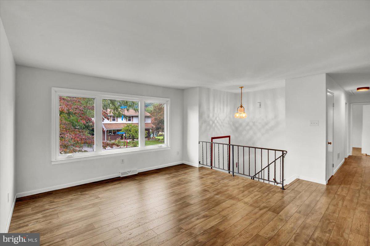 117 ANDERSON AVENUE