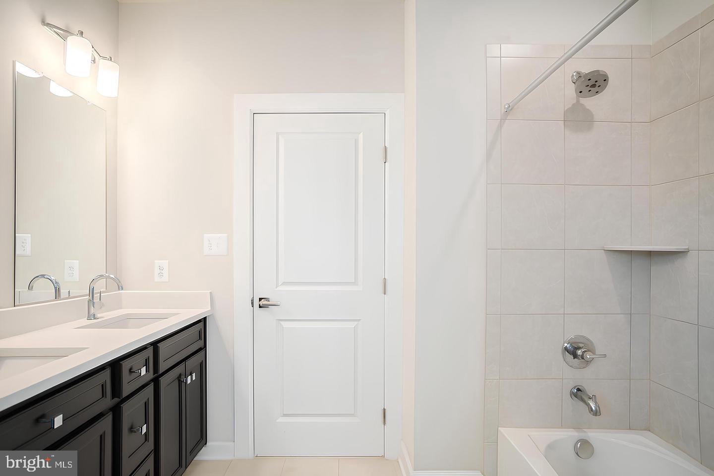 LAKE LINGANORE OAKDALE - Residential