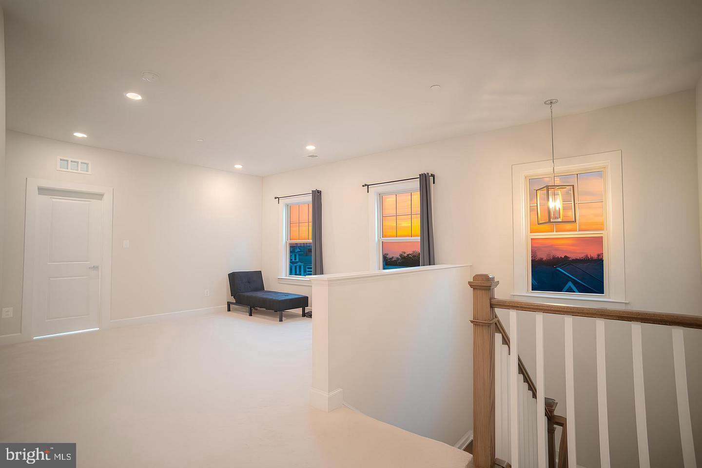 LAKE LINGANORE OAKDALE - Residential