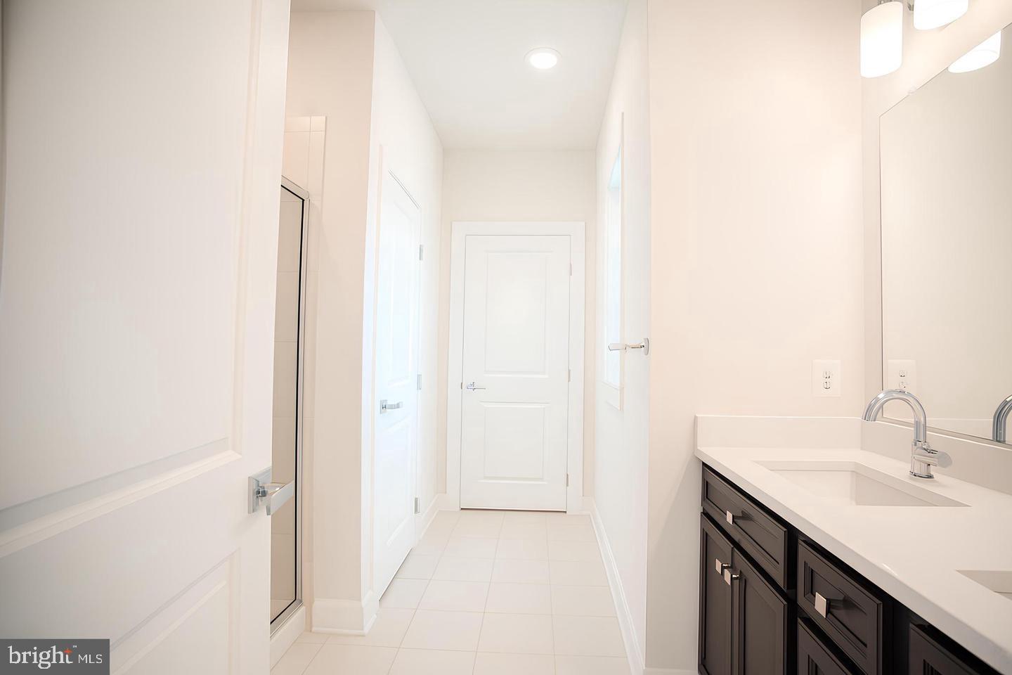 LAKE LINGANORE OAKDALE - Residential