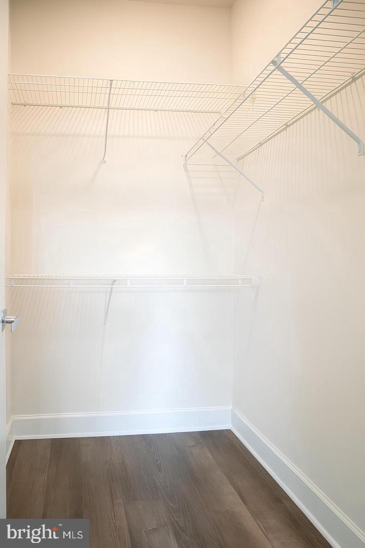 LAKE LINGANORE OAKDALE - Residential