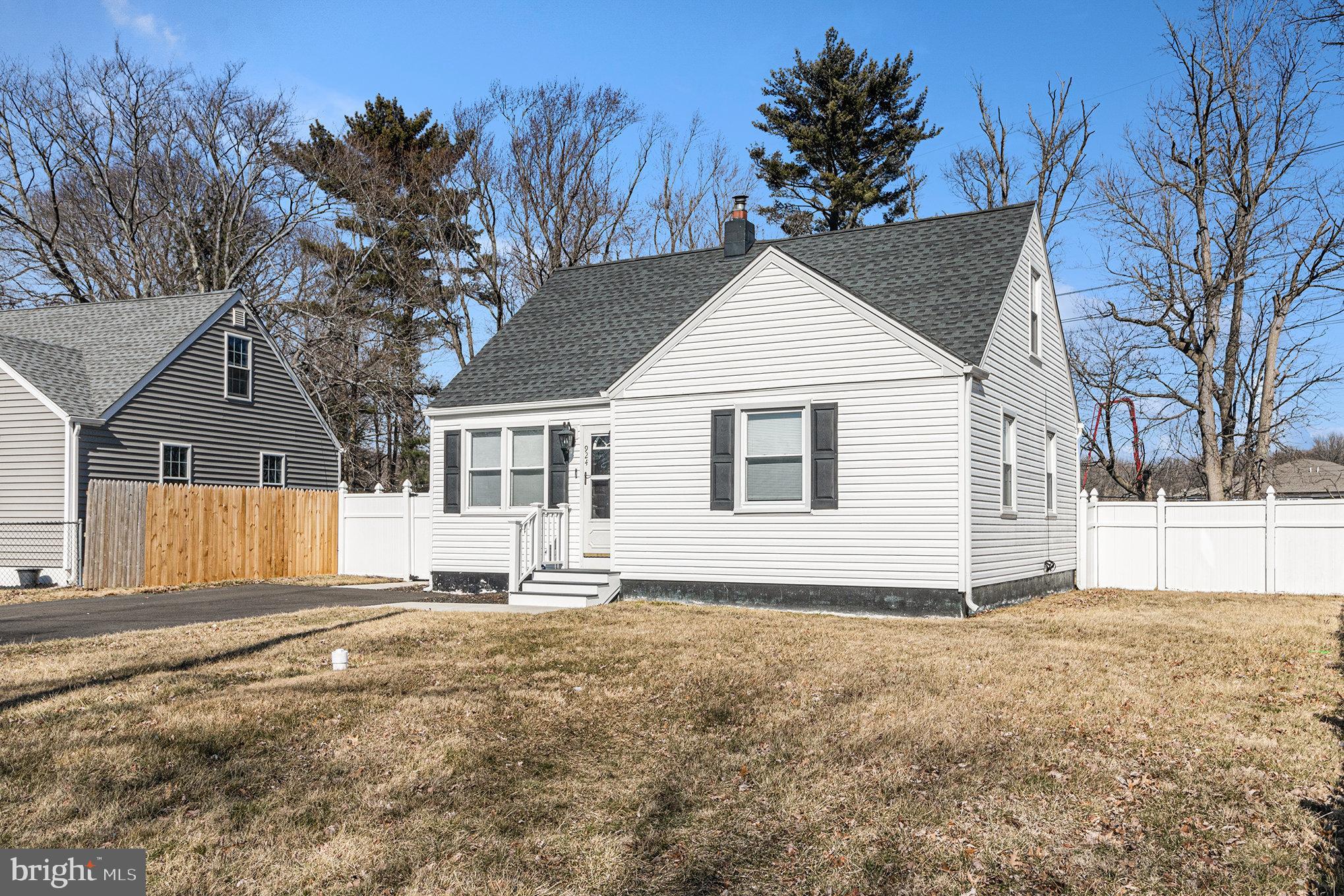 WINDER VIL - Residential