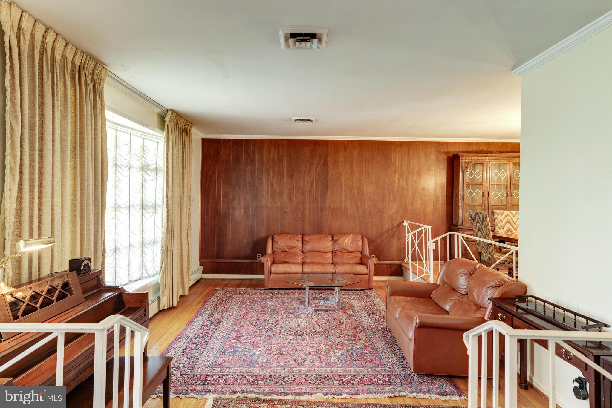 VARSITY PARK - Residential