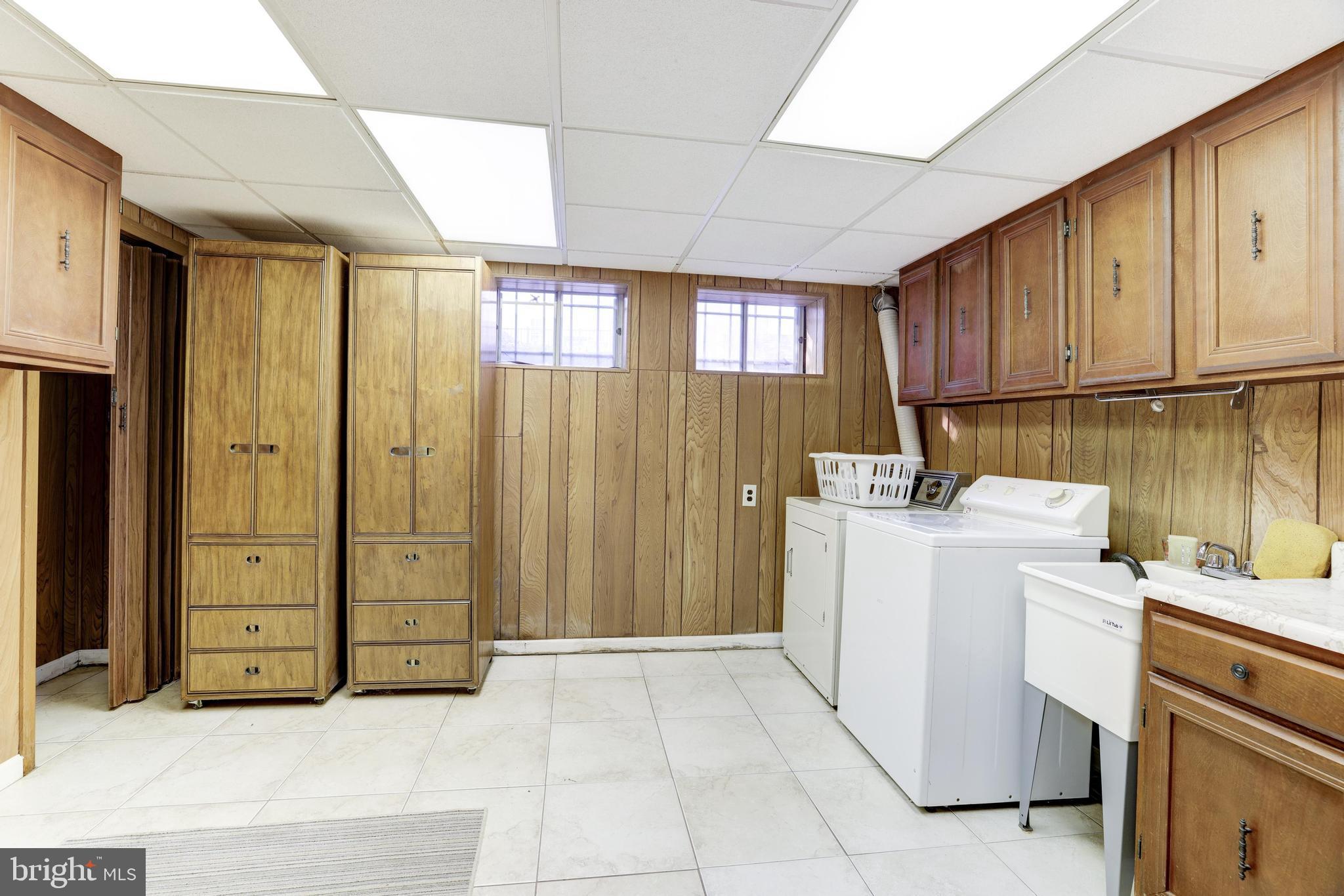 VARSITY PARK - Residential