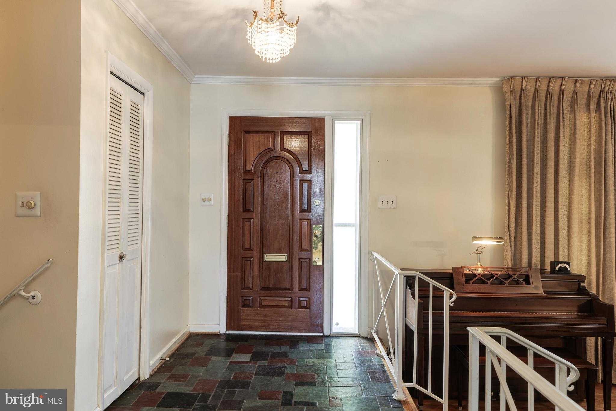 VARSITY PARK - Residential