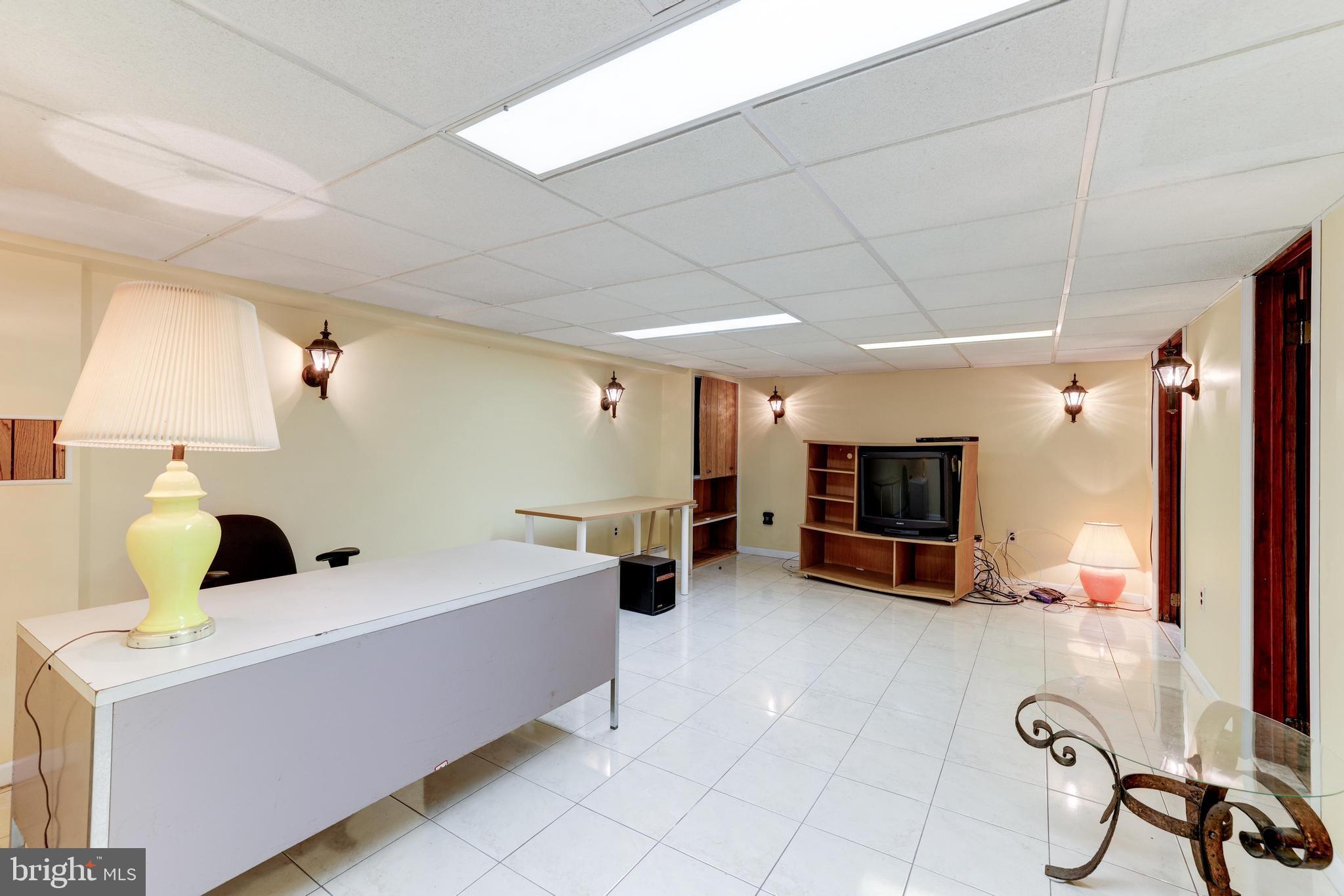 VARSITY PARK - Residential