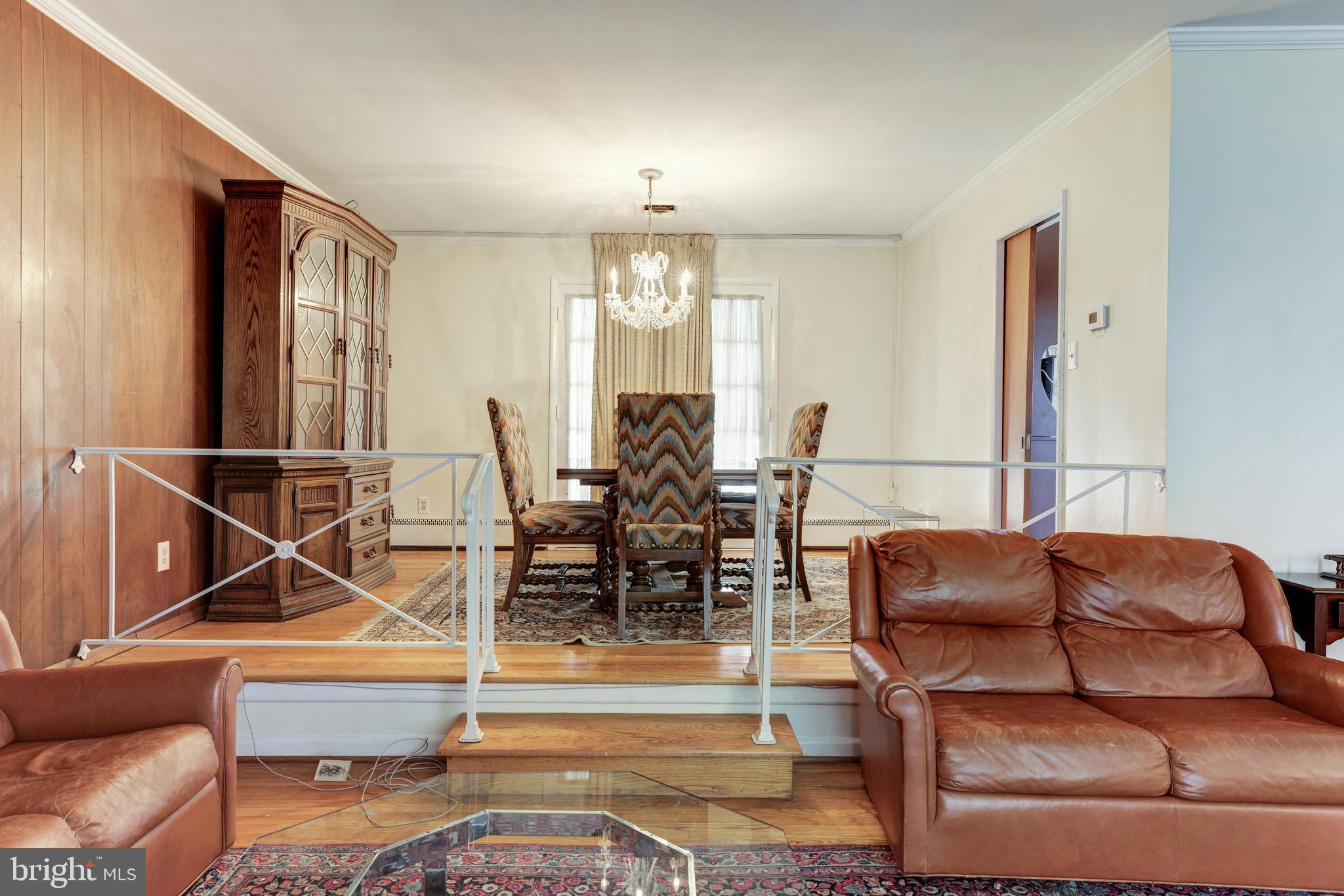 VARSITY PARK - Residential