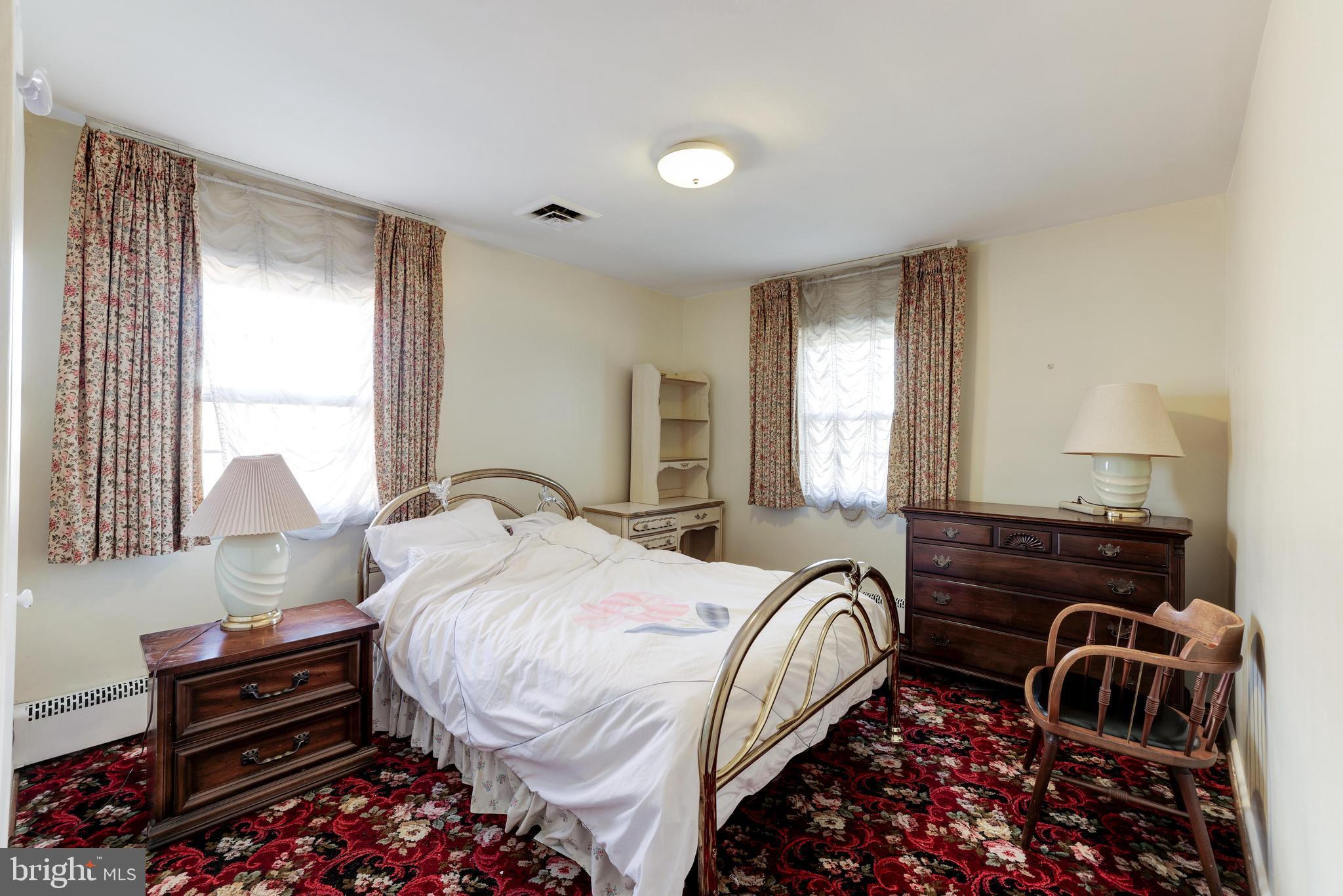 VARSITY PARK - Residential