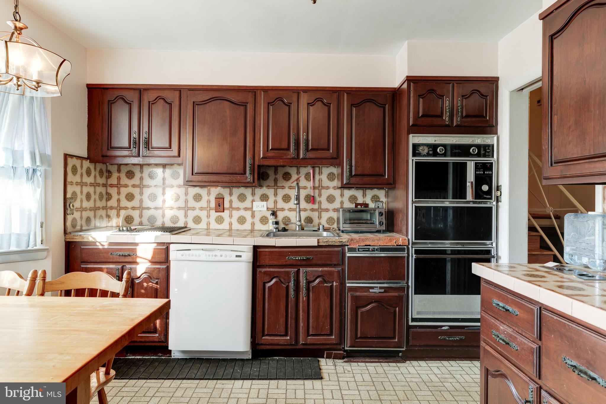 VARSITY PARK - Residential