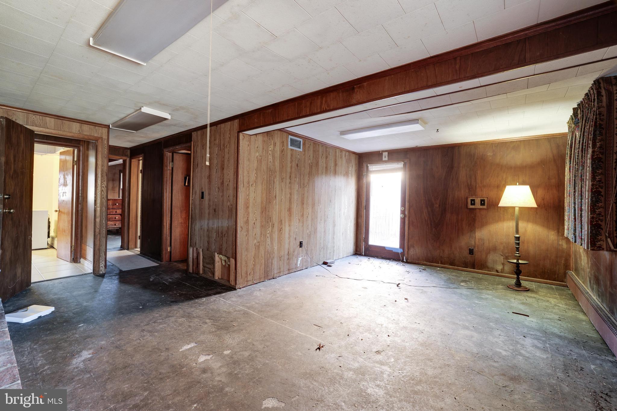 VARSITY PARK - Residential