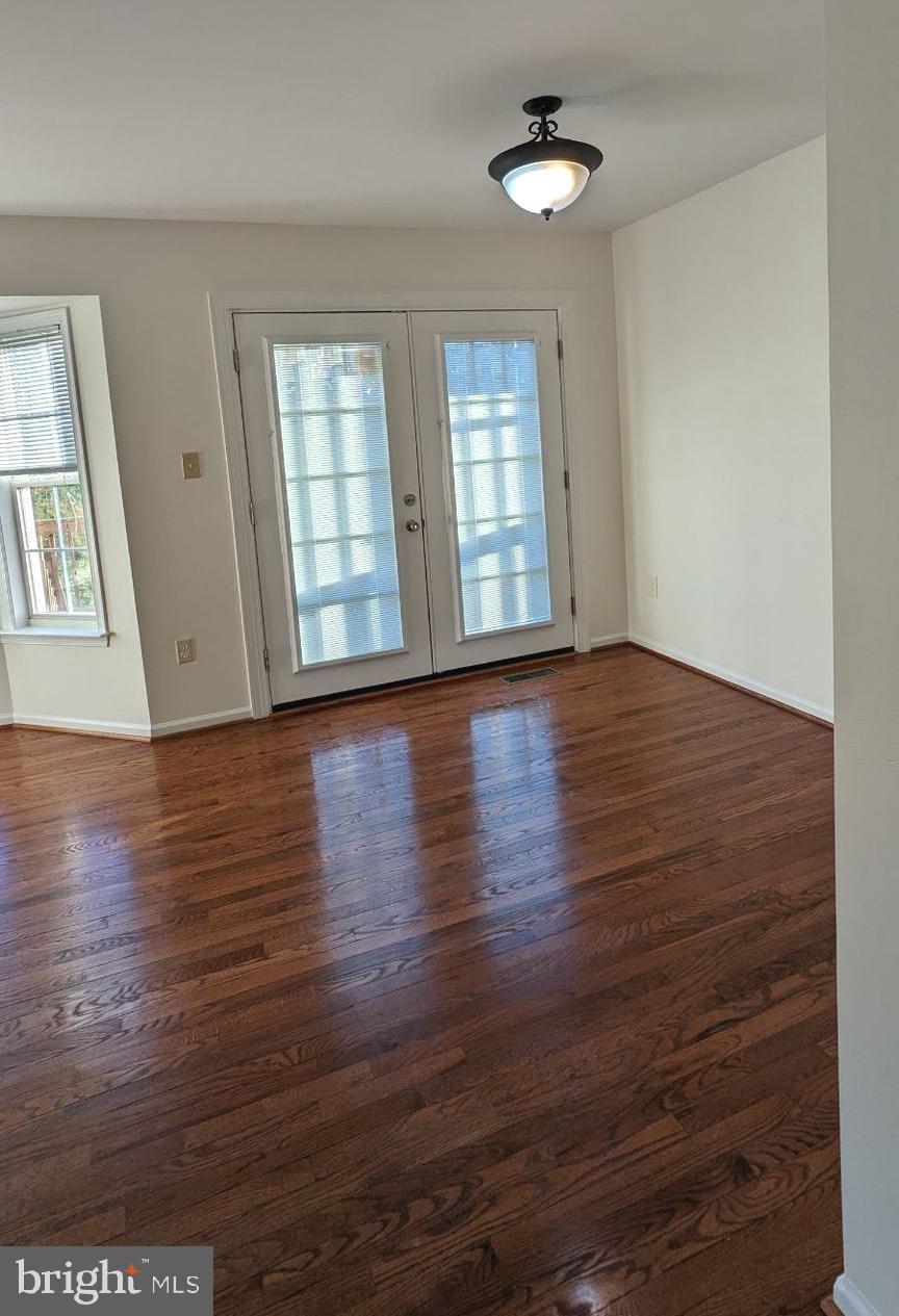 LAUREL RIDGE - Residential Lease