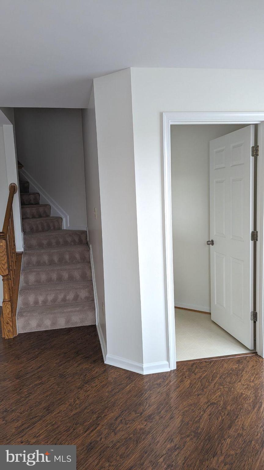 LAUREL RIDGE - Residential Lease