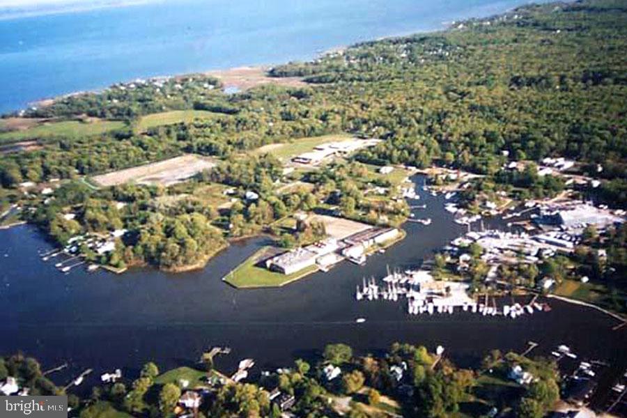 CHURCHTON - Residential