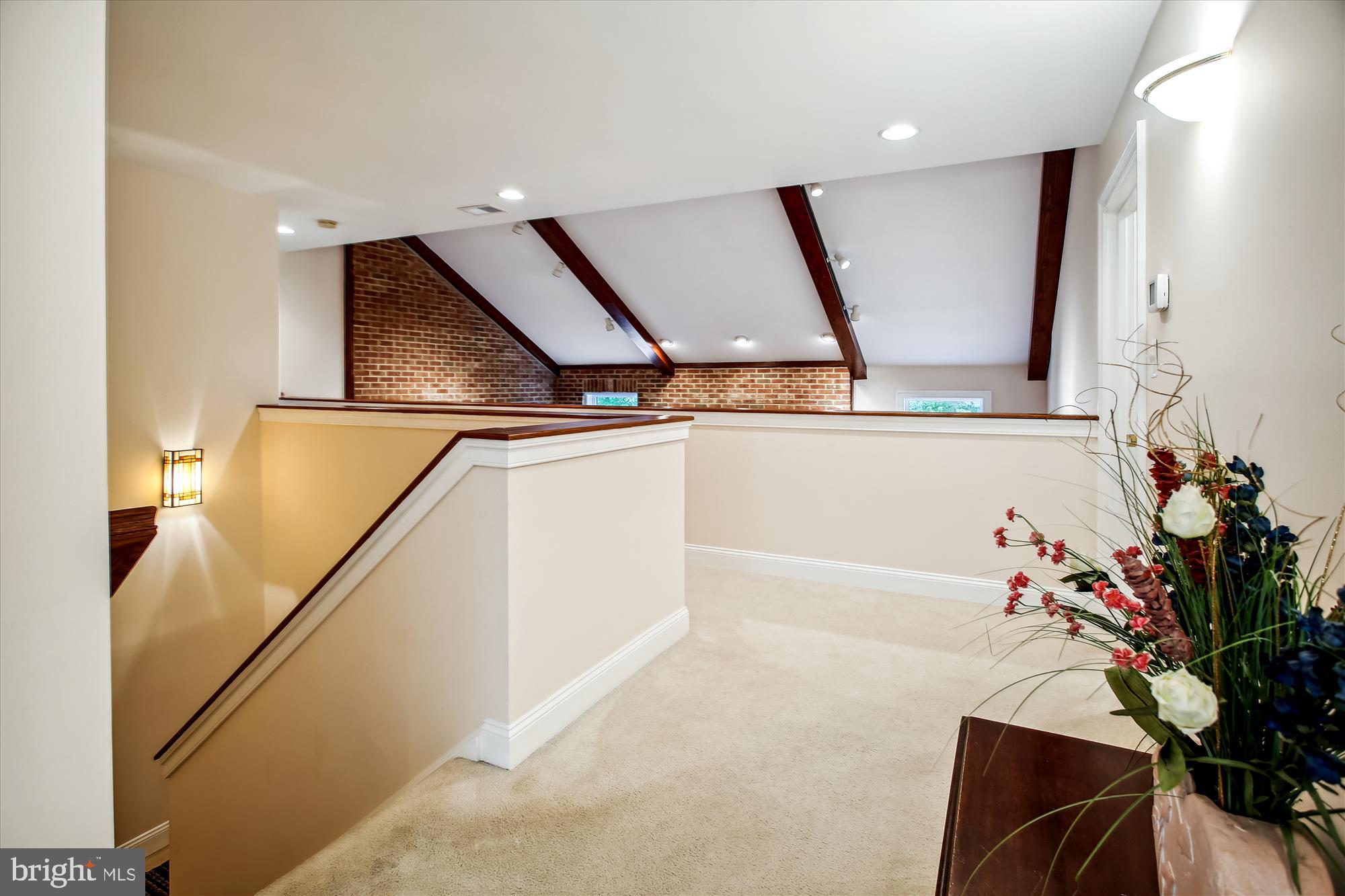 CHURCHTON - Residential