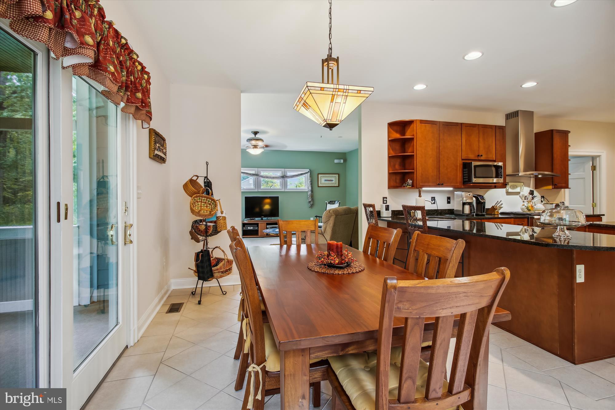 CHURCHTON - Residential