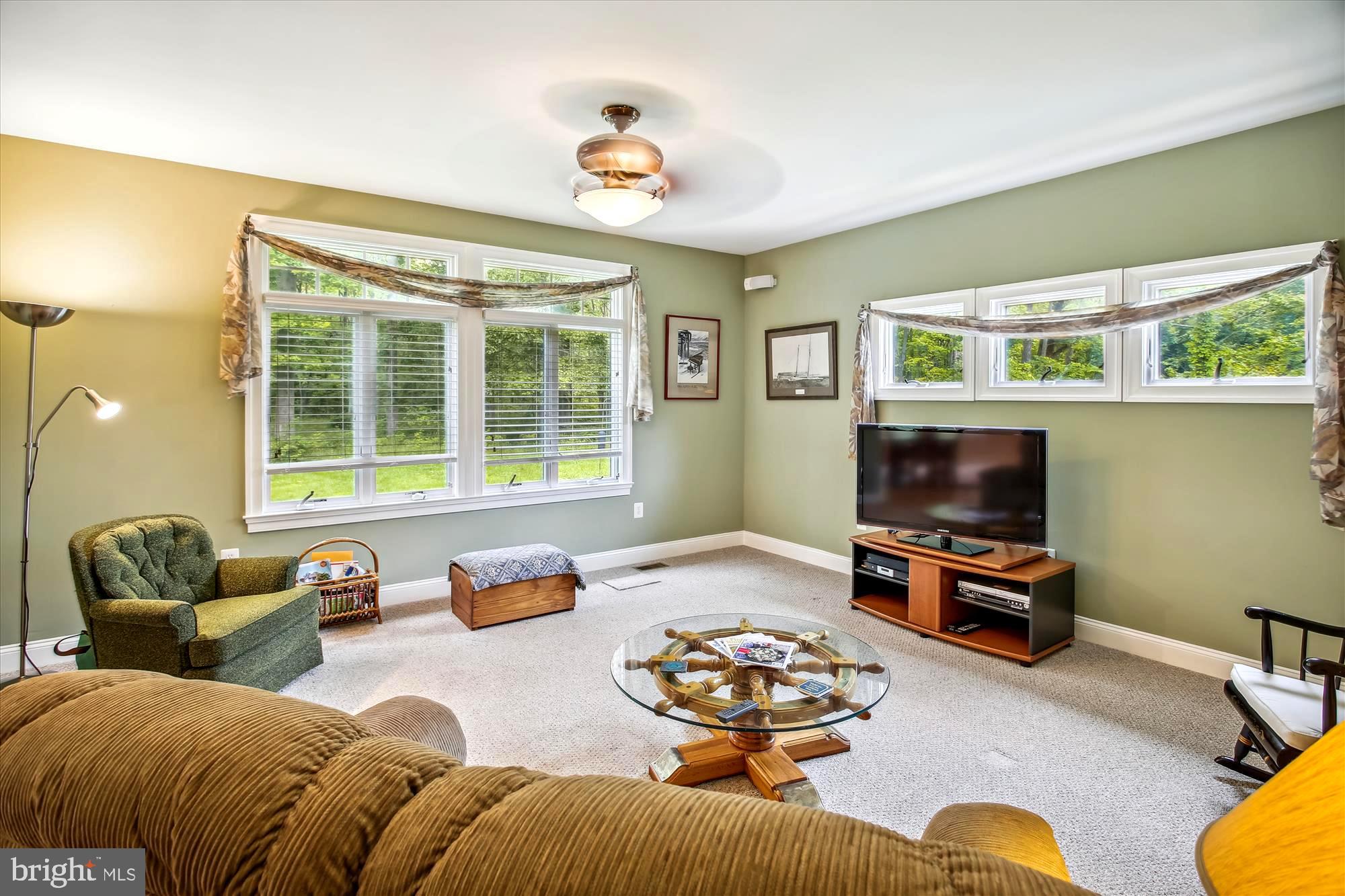 CHURCHTON - Residential