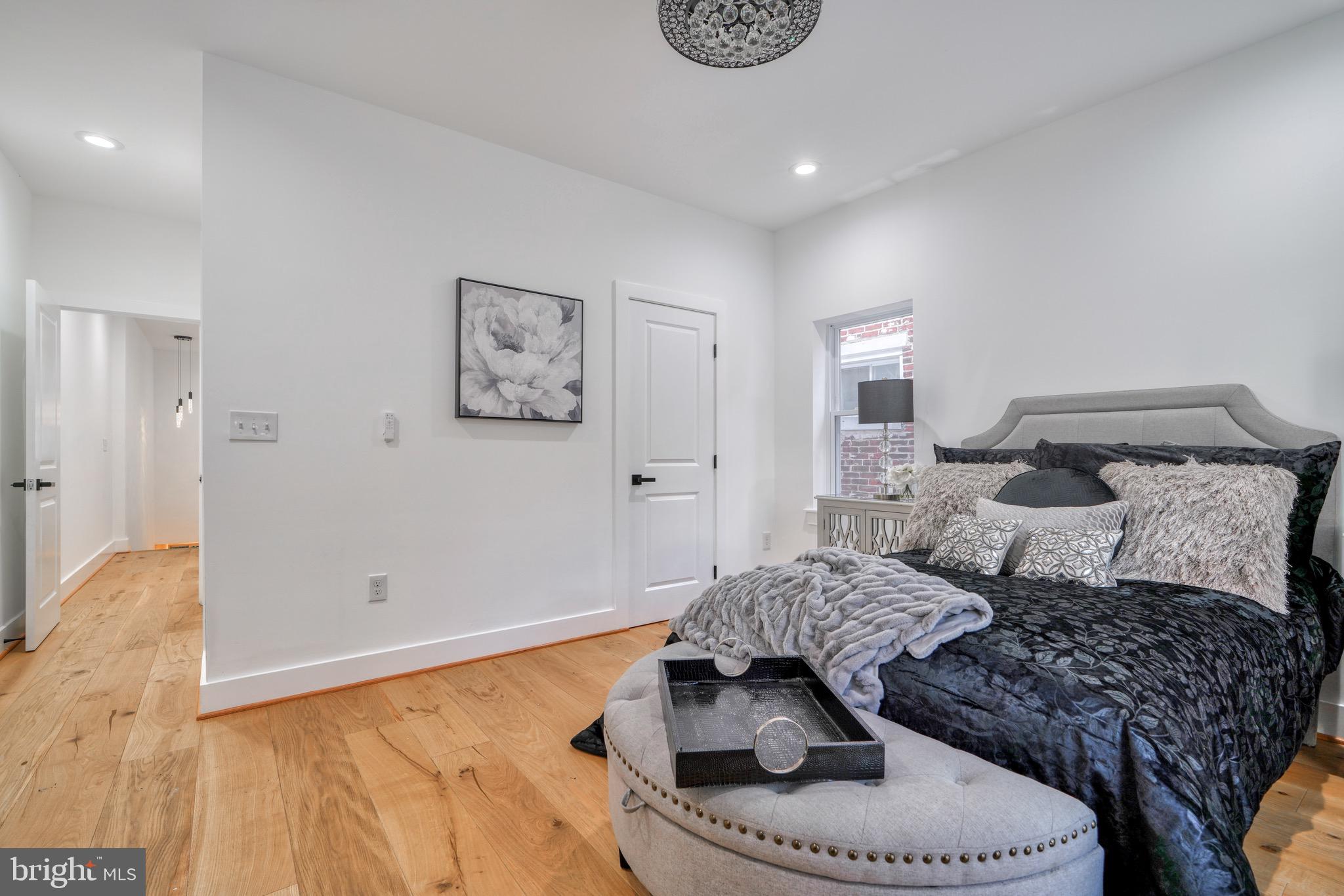 RESERVOIR HILL - Residential