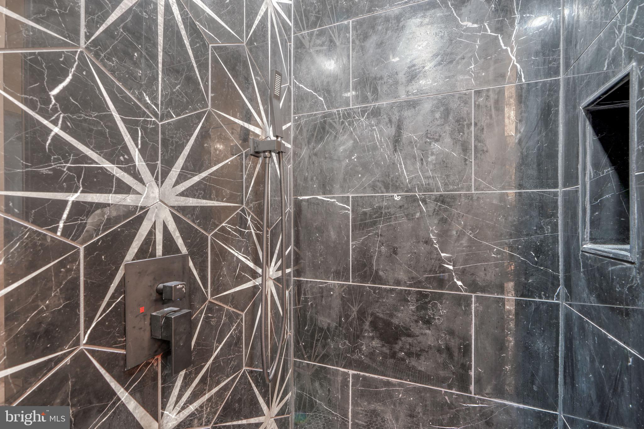 RESERVOIR HILL - Residential