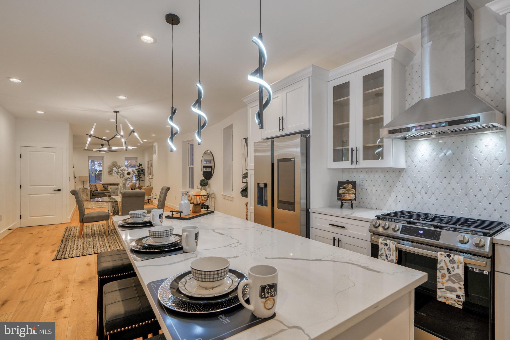 RESERVOIR HILL - Residential