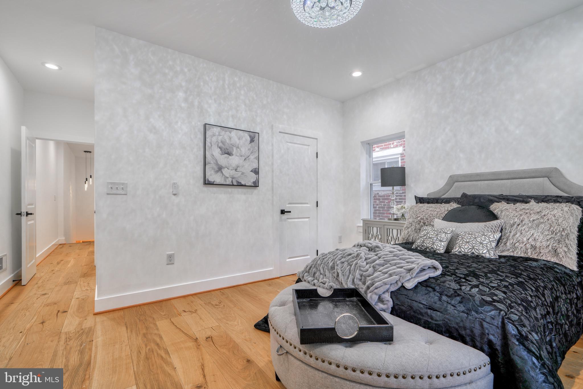 RESERVOIR HILL - Residential