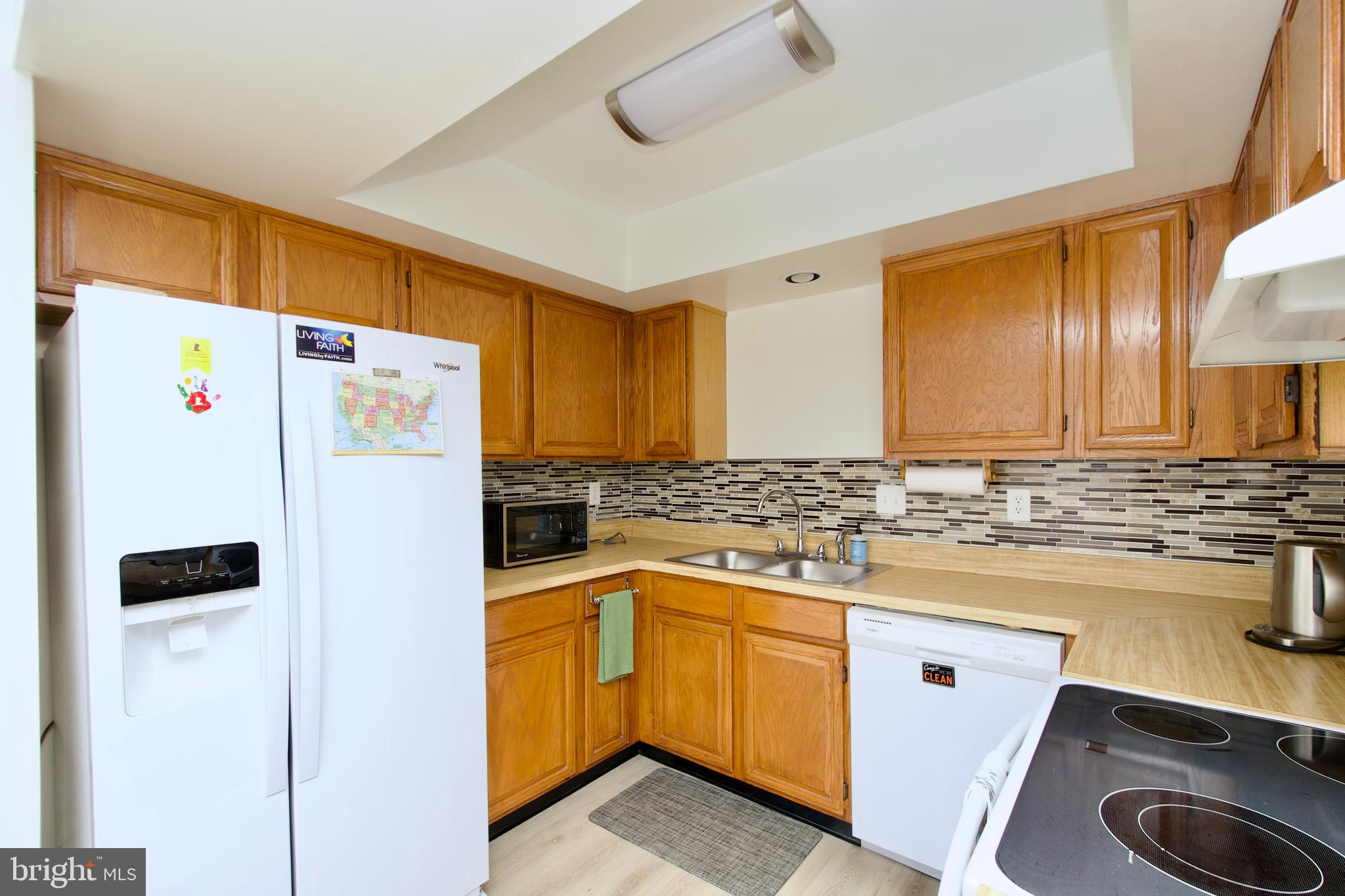 GUNNERS LAKE VILLAGE - Residential