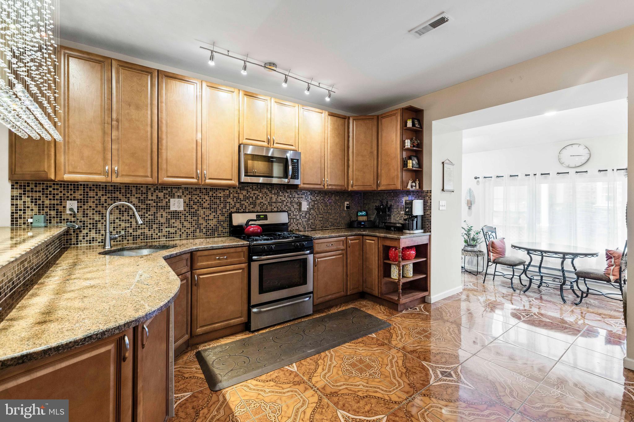 GERMANTOWN - Residential