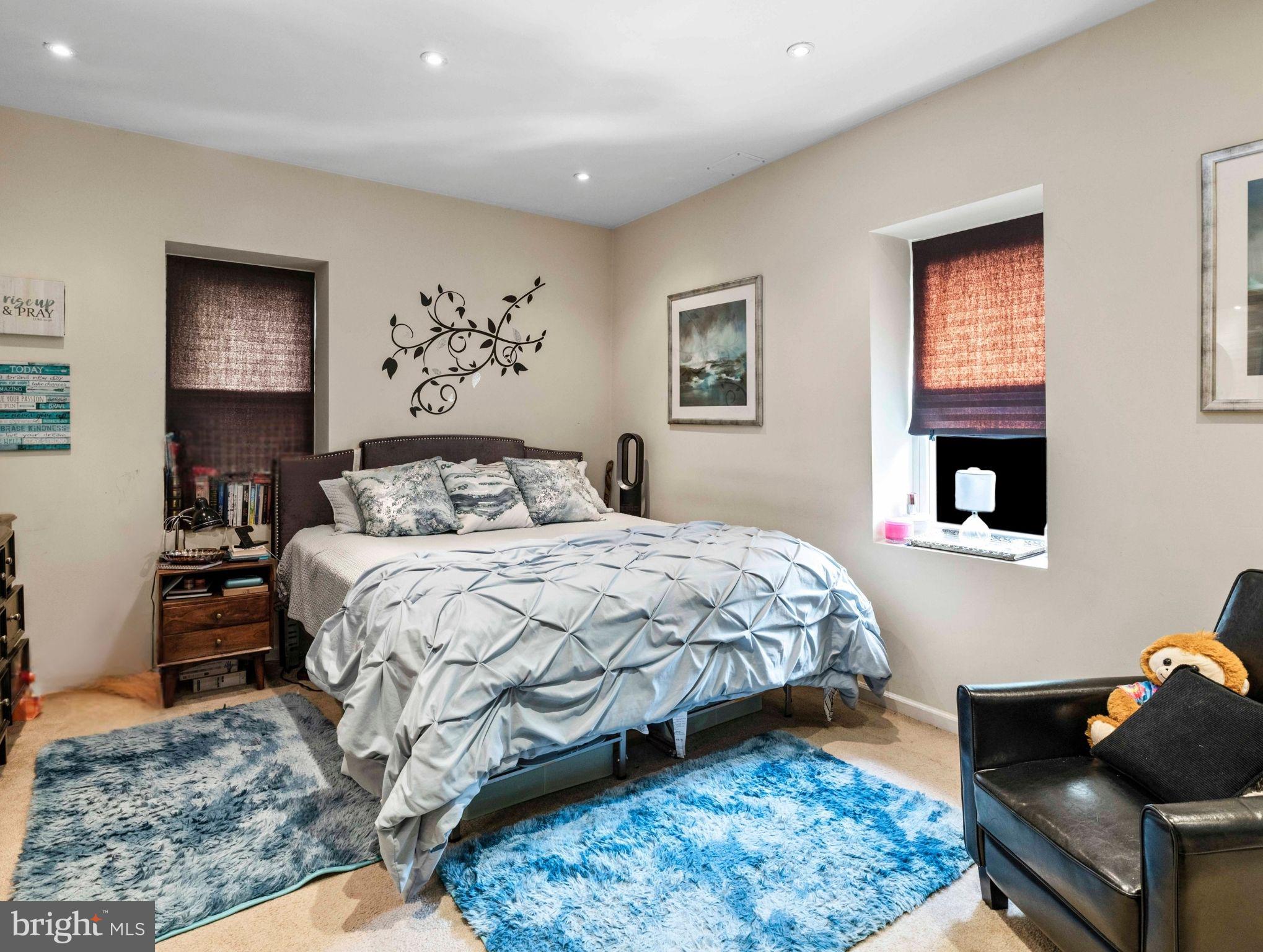 GERMANTOWN - Residential