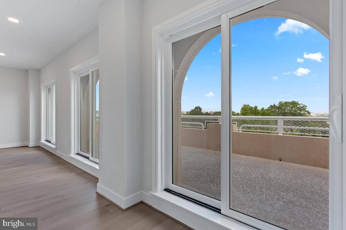 OLD TOWN NORTH - Residential