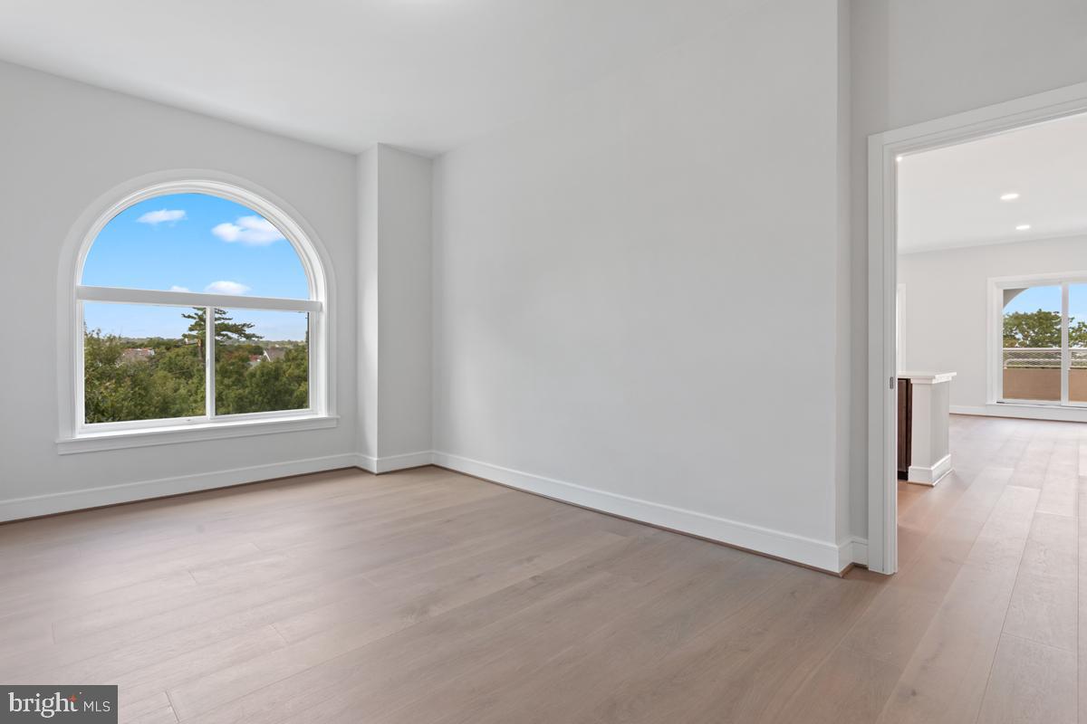 OLD TOWN NORTH - Residential