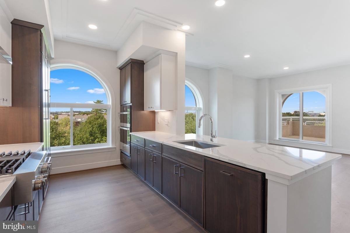 OLD TOWN NORTH - Residential