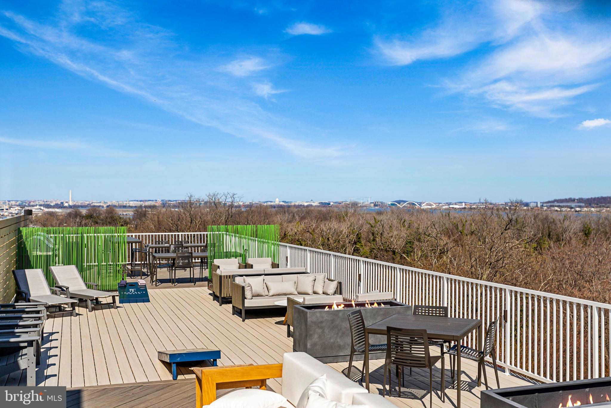 OLD TOWN NORTH - Residential