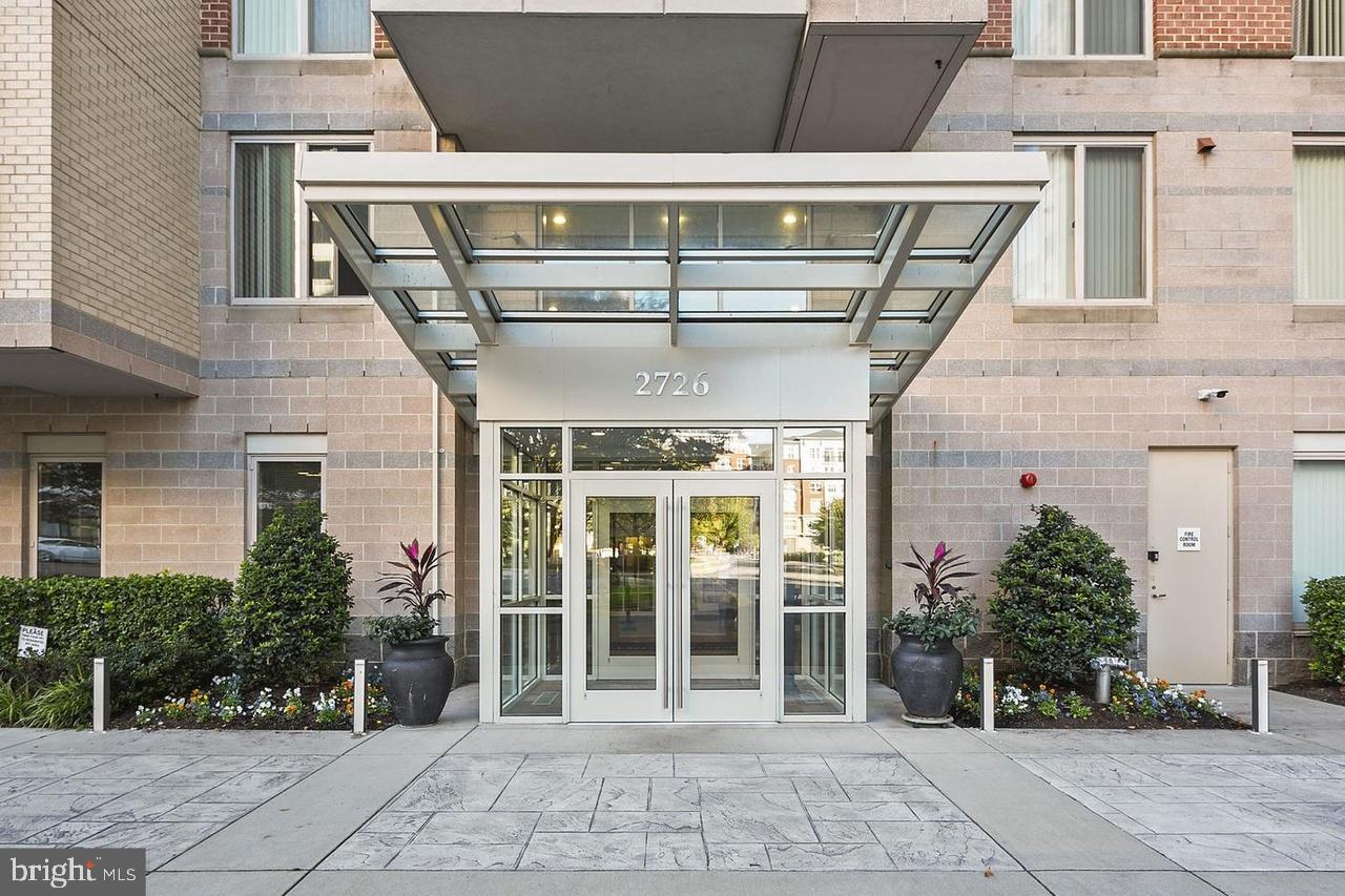 WILTON HOUSE - Residential Lease