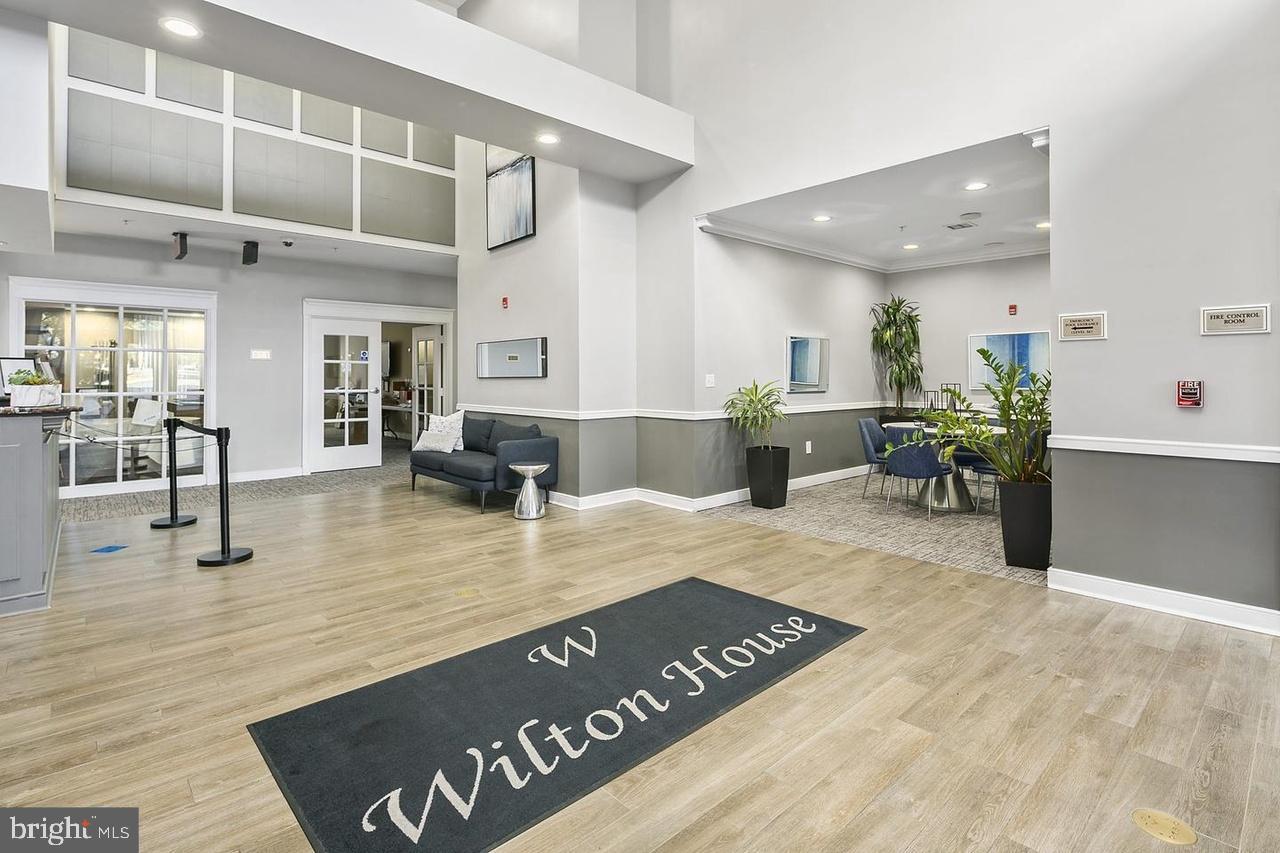 WILTON HOUSE - Residential Lease