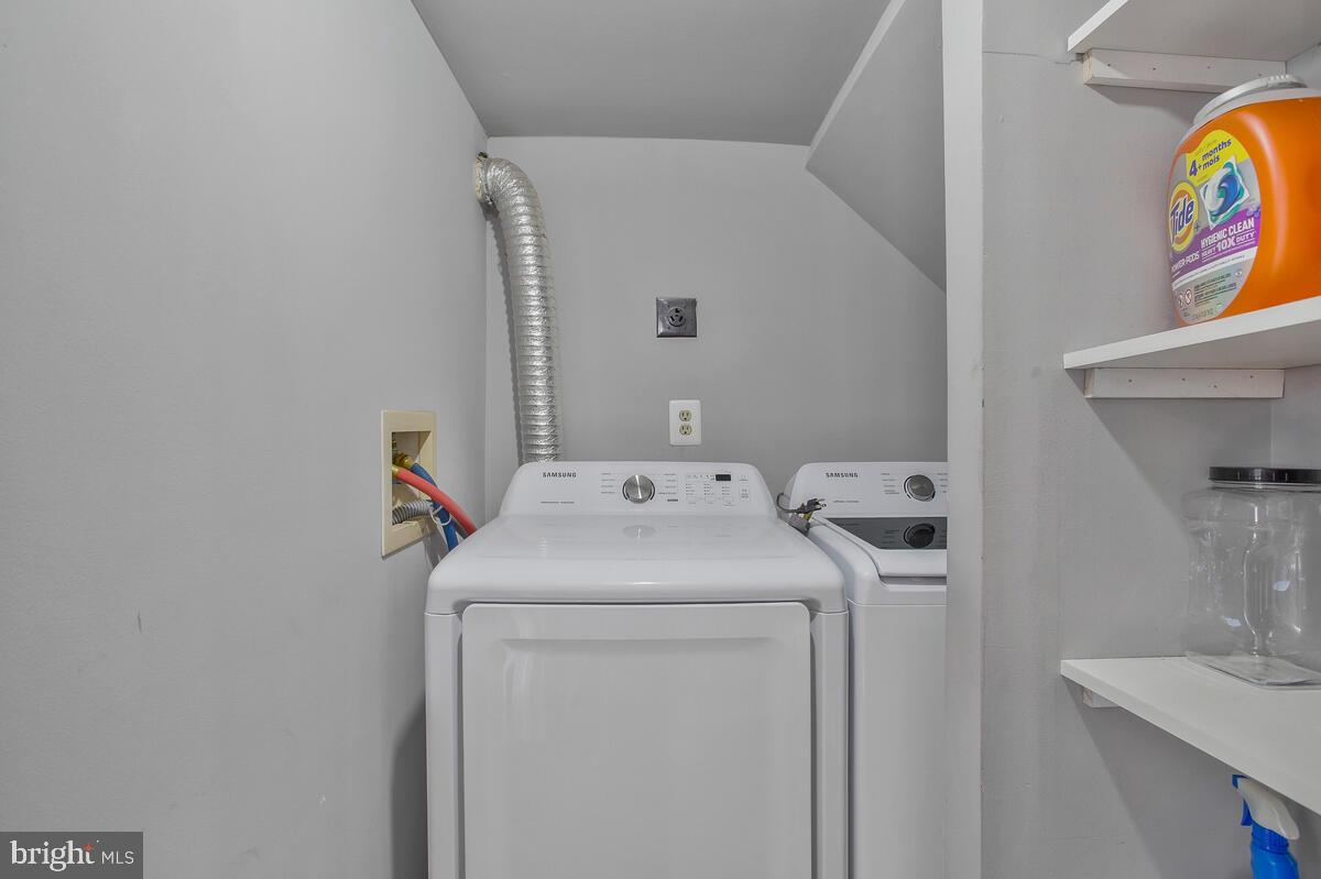 PRINCETON SQUARE PLAT FO - Residential