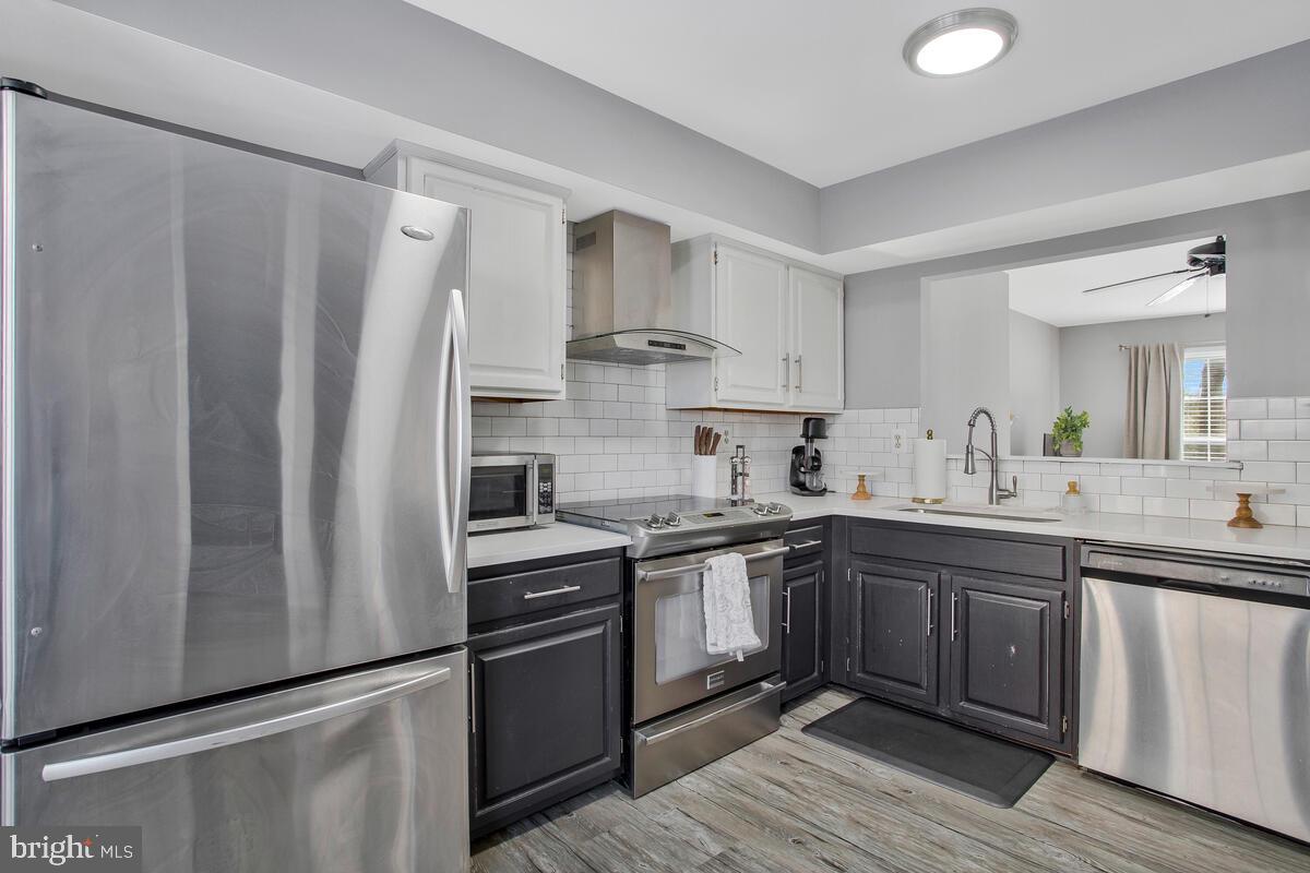 PRINCETON SQUARE PLAT FO - Residential