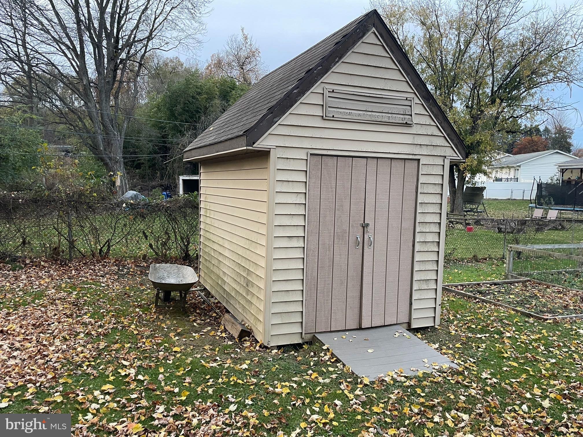 WEST YORK ESTATES - Residential