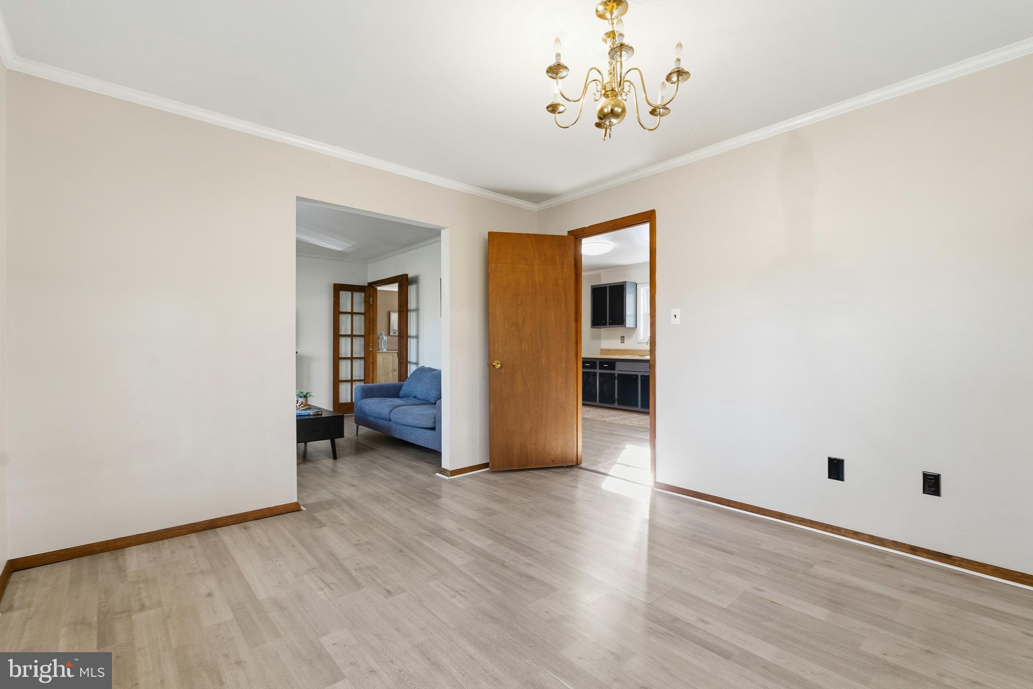 WATERLOO WOODS - Residential