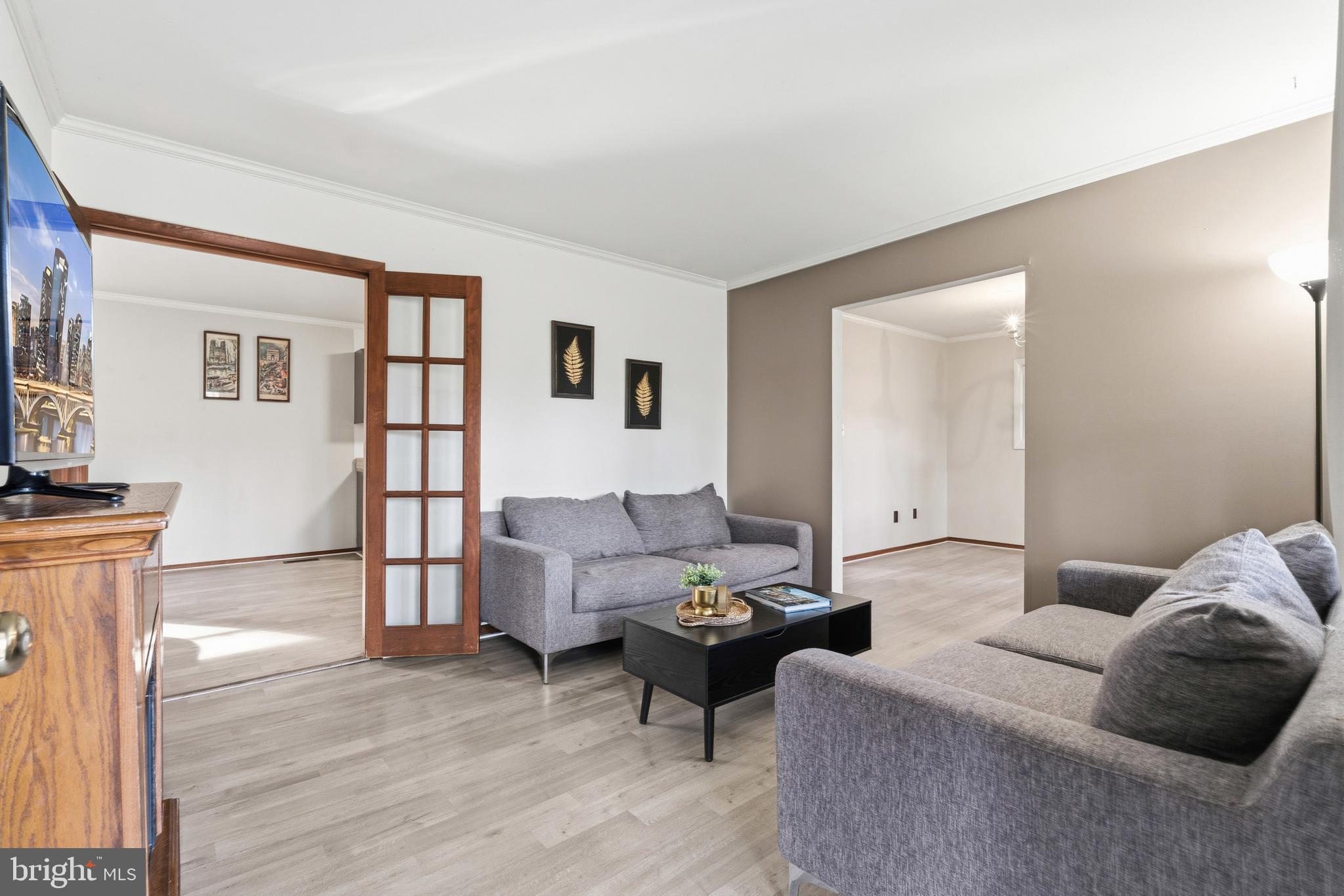 WATERLOO WOODS - Residential