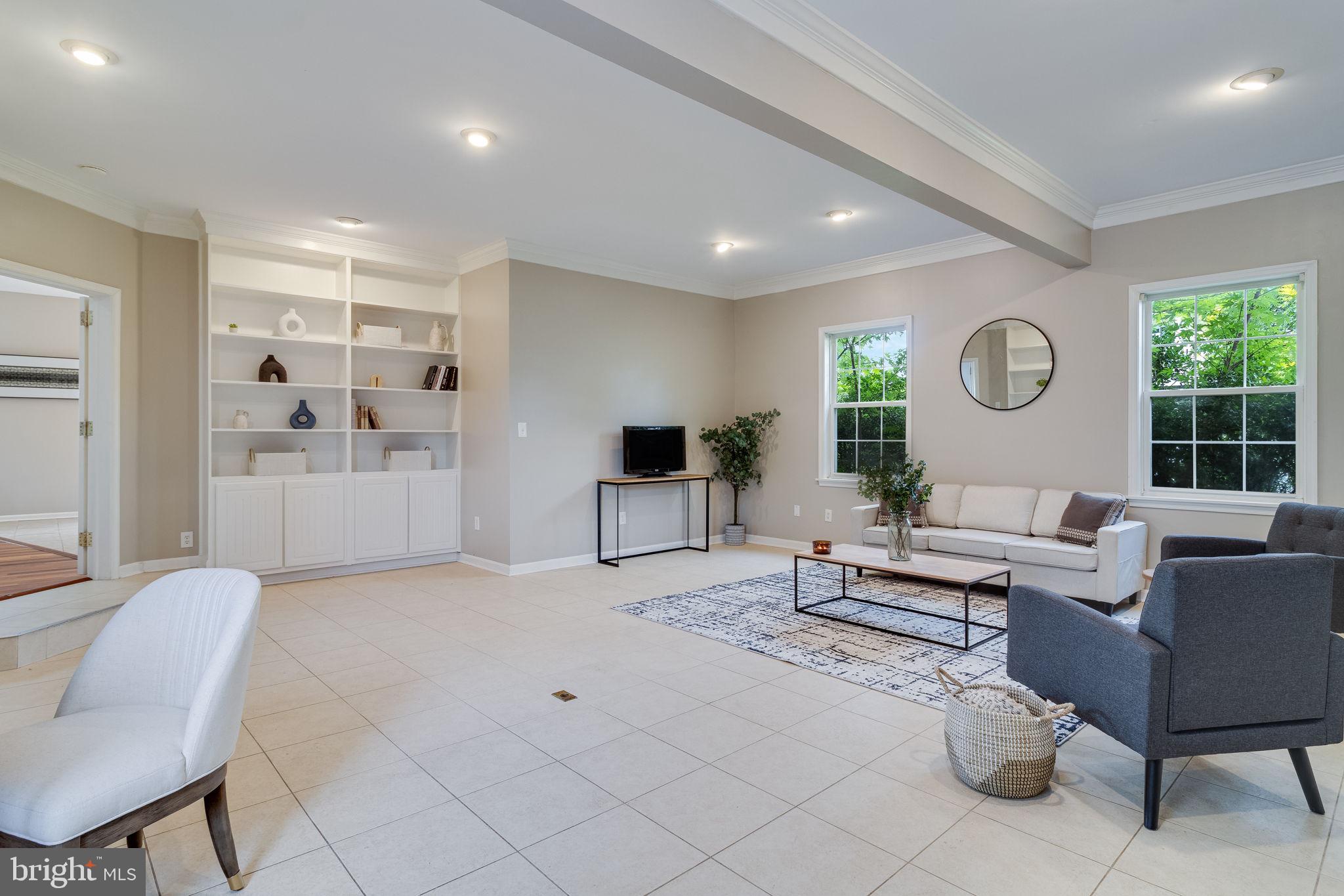 LANDINGS AT PINEY POINT - Residential