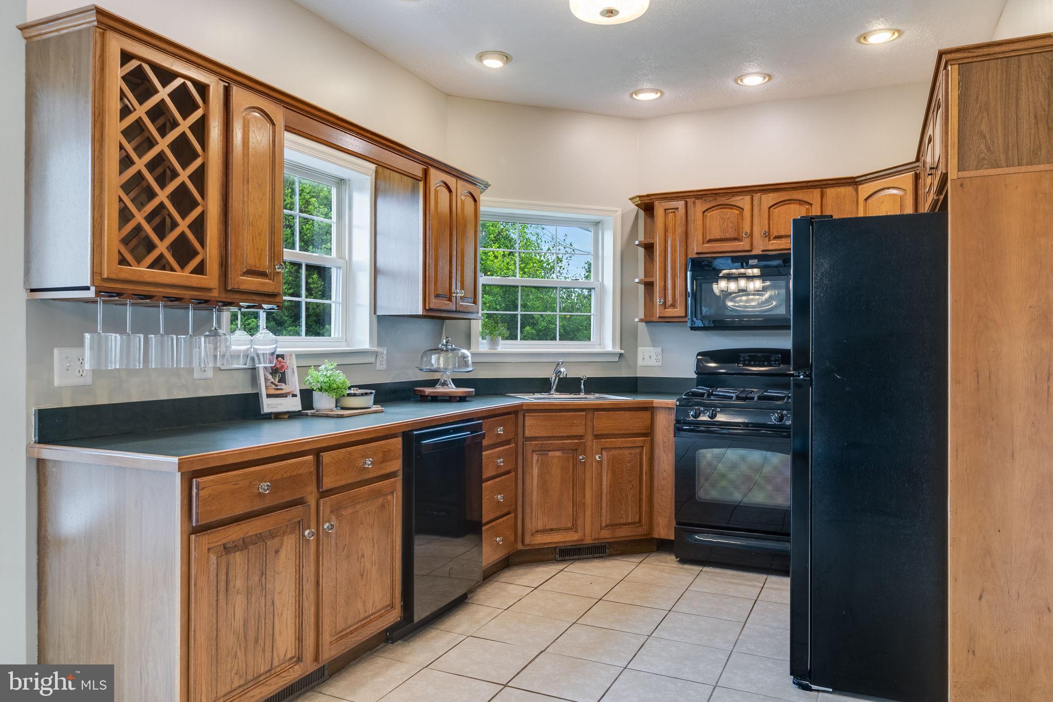 LANDINGS AT PINEY POINT - Residential