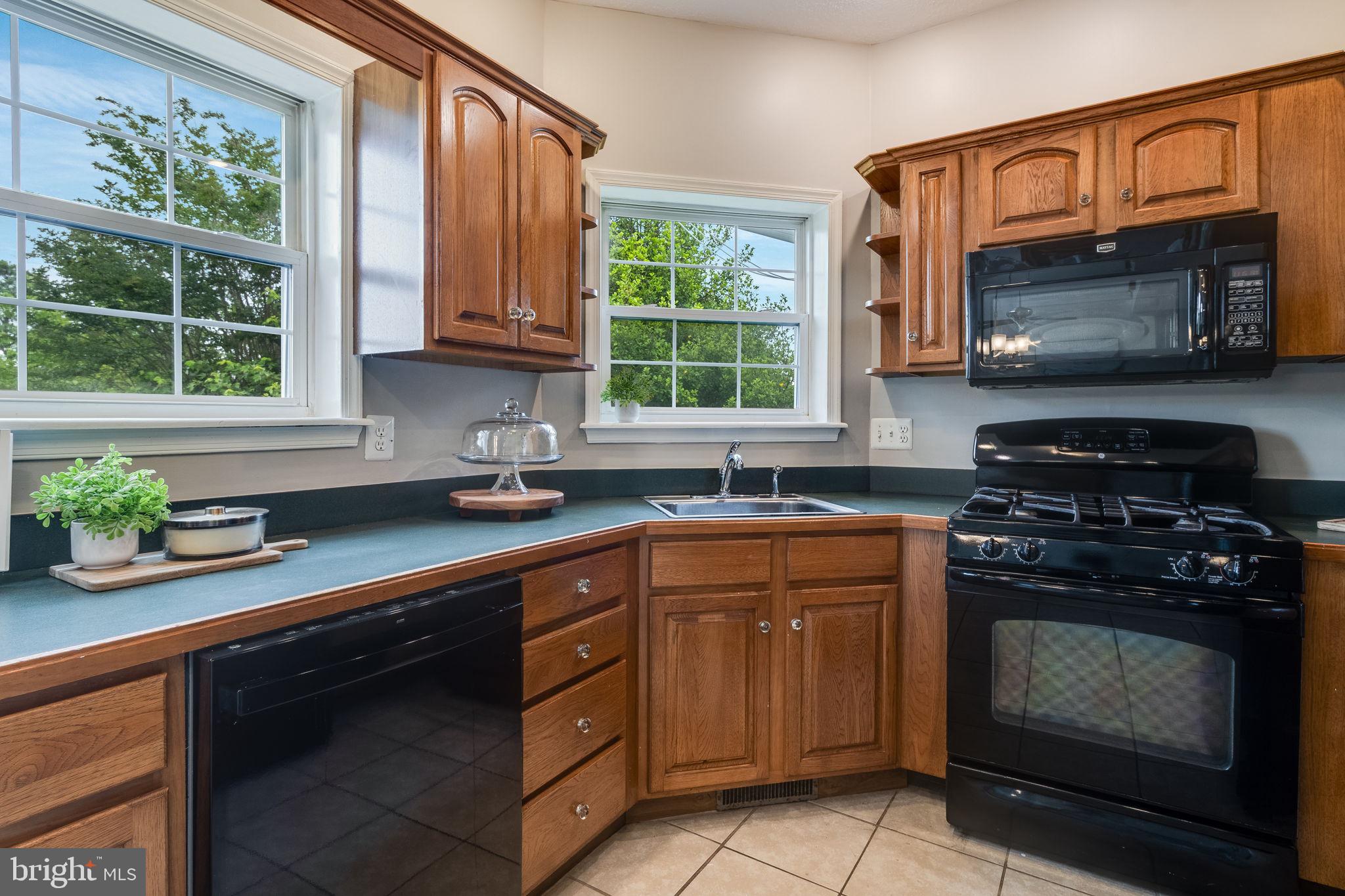 LANDINGS AT PINEY POINT - Residential