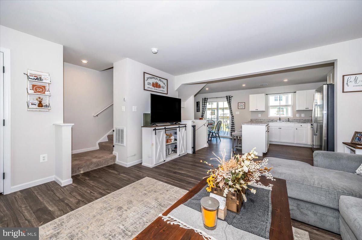 THE LAKES AT MARTINSBURG - Residential