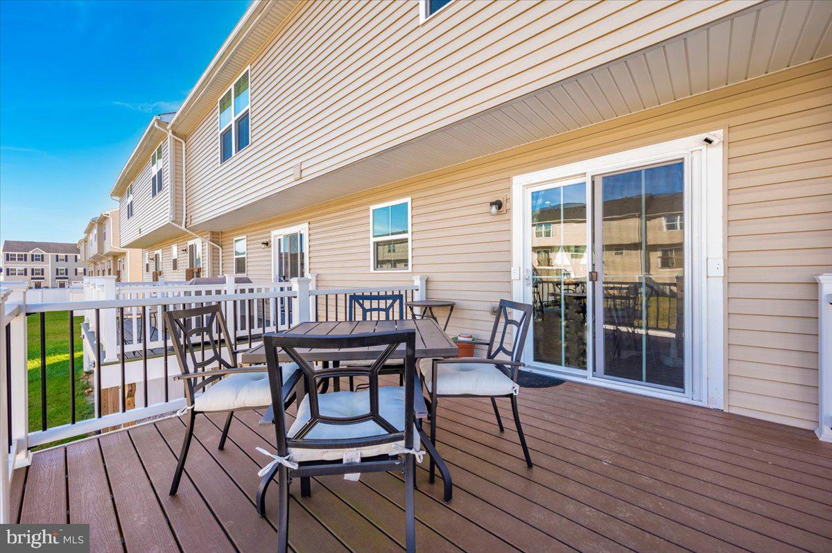 THE LAKES AT MARTINSBURG - Residential