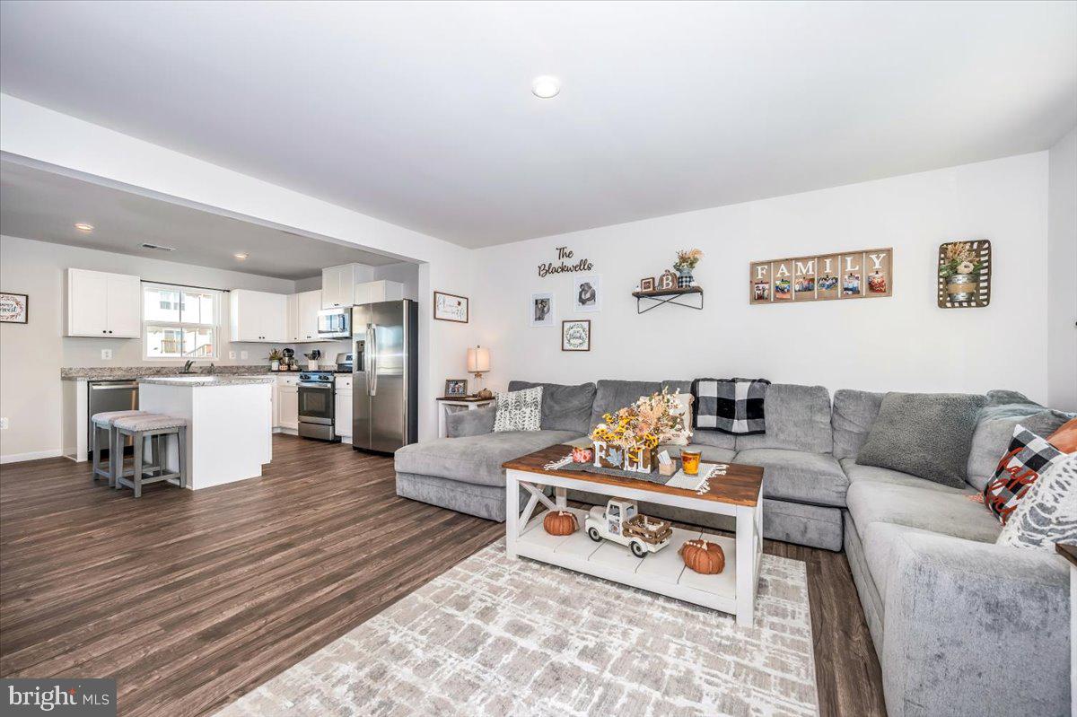 THE LAKES AT MARTINSBURG - Residential