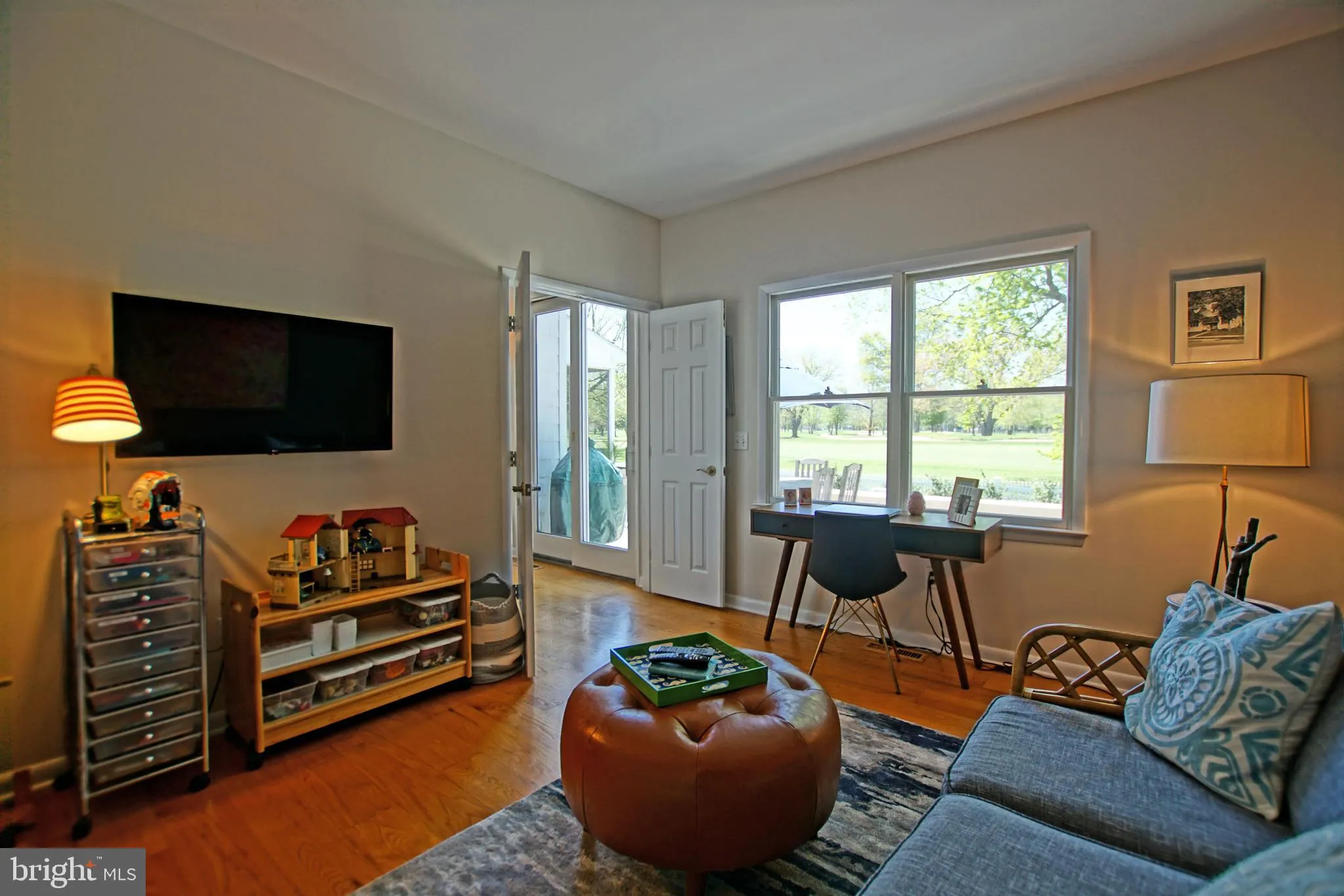 Rehoboth Beach, Delaware 19971, United States, 5 Bedrooms Bedrooms, ,4 BathroomsBathrooms,Residential,Pending,204847