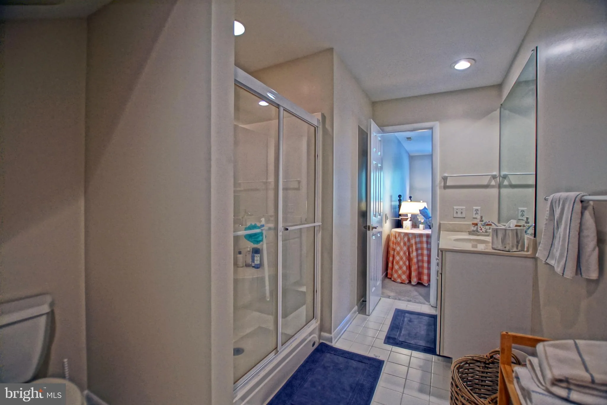 Rehoboth Beach, Delaware 19971, United States, 5 Bedrooms Bedrooms, ,4 BathroomsBathrooms,Residential,Pending,204847