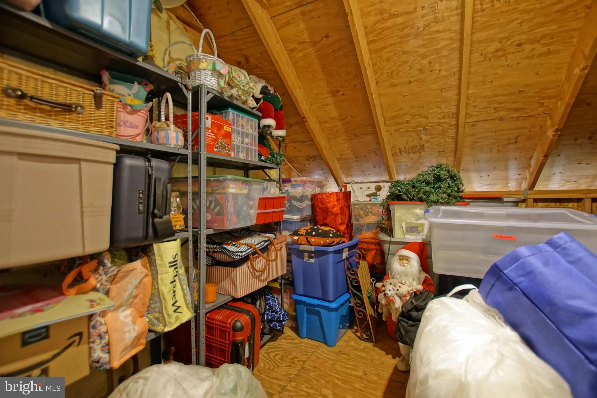 Rehoboth Beach, Delaware 19971, United States, 5 Bedrooms Bedrooms, ,4 BathroomsBathrooms,Residential,Pending,204847