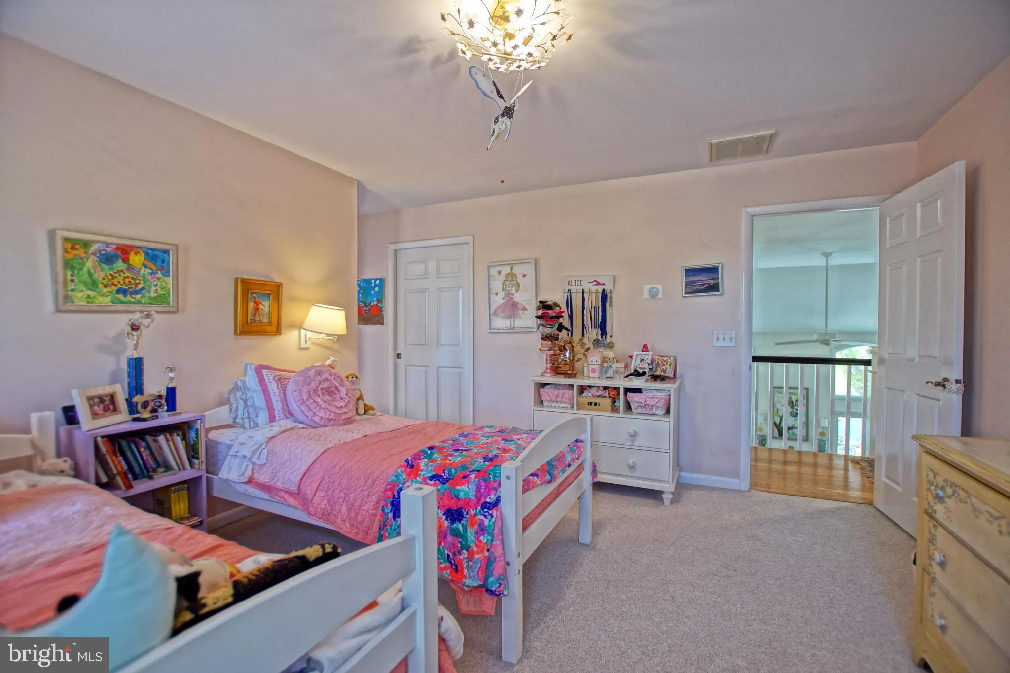 Rehoboth Beach, Delaware 19971, United States, 5 Bedrooms Bedrooms, ,4 BathroomsBathrooms,Residential,Pending,204847