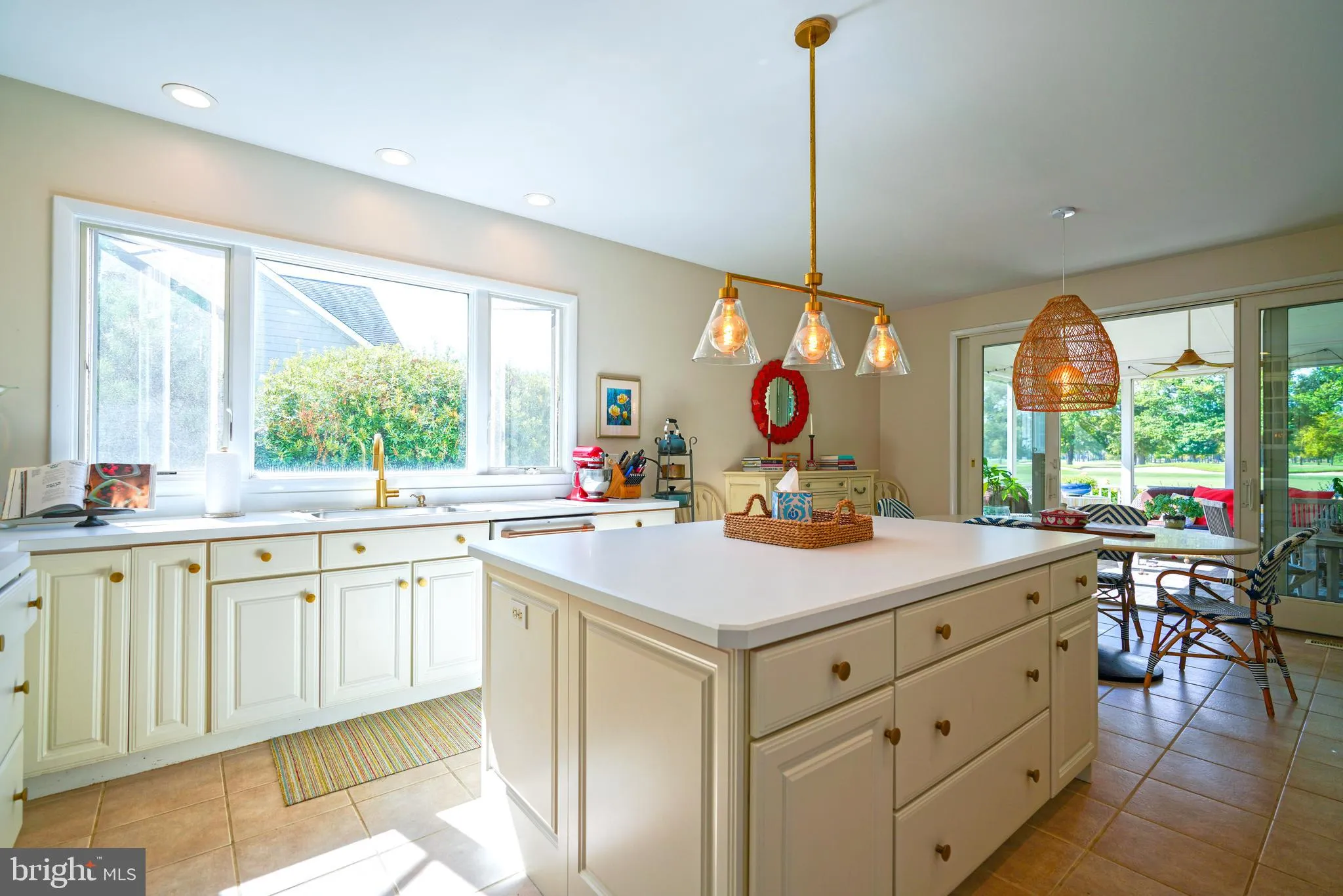 Rehoboth Beach, Delaware 19971, United States, 5 Bedrooms Bedrooms, ,4 BathroomsBathrooms,Residential,Pending,204847